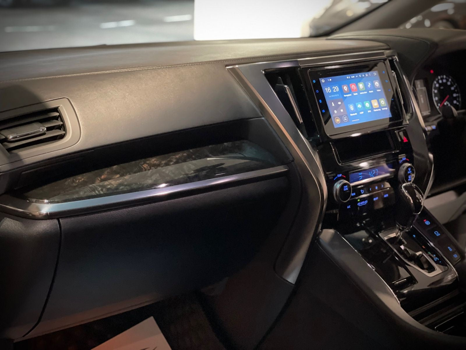2017 Toyota Alphard 3.5
