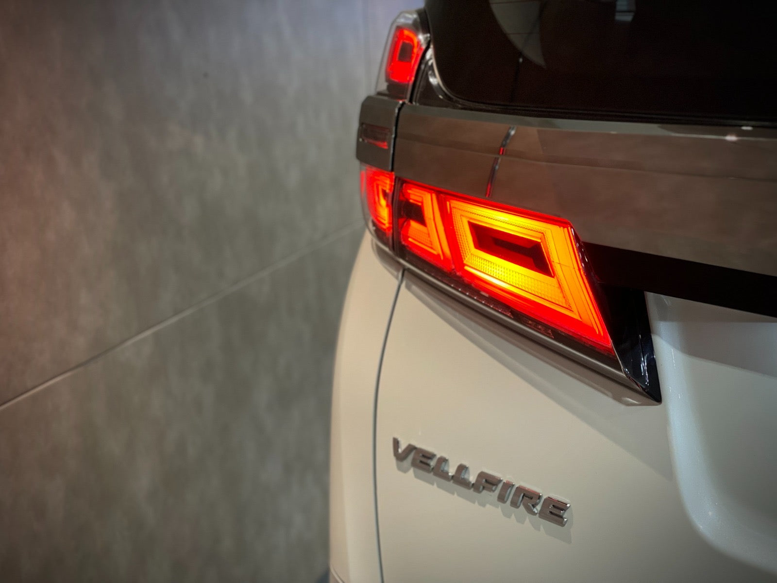 2018 Toyota Vellfire 3.5