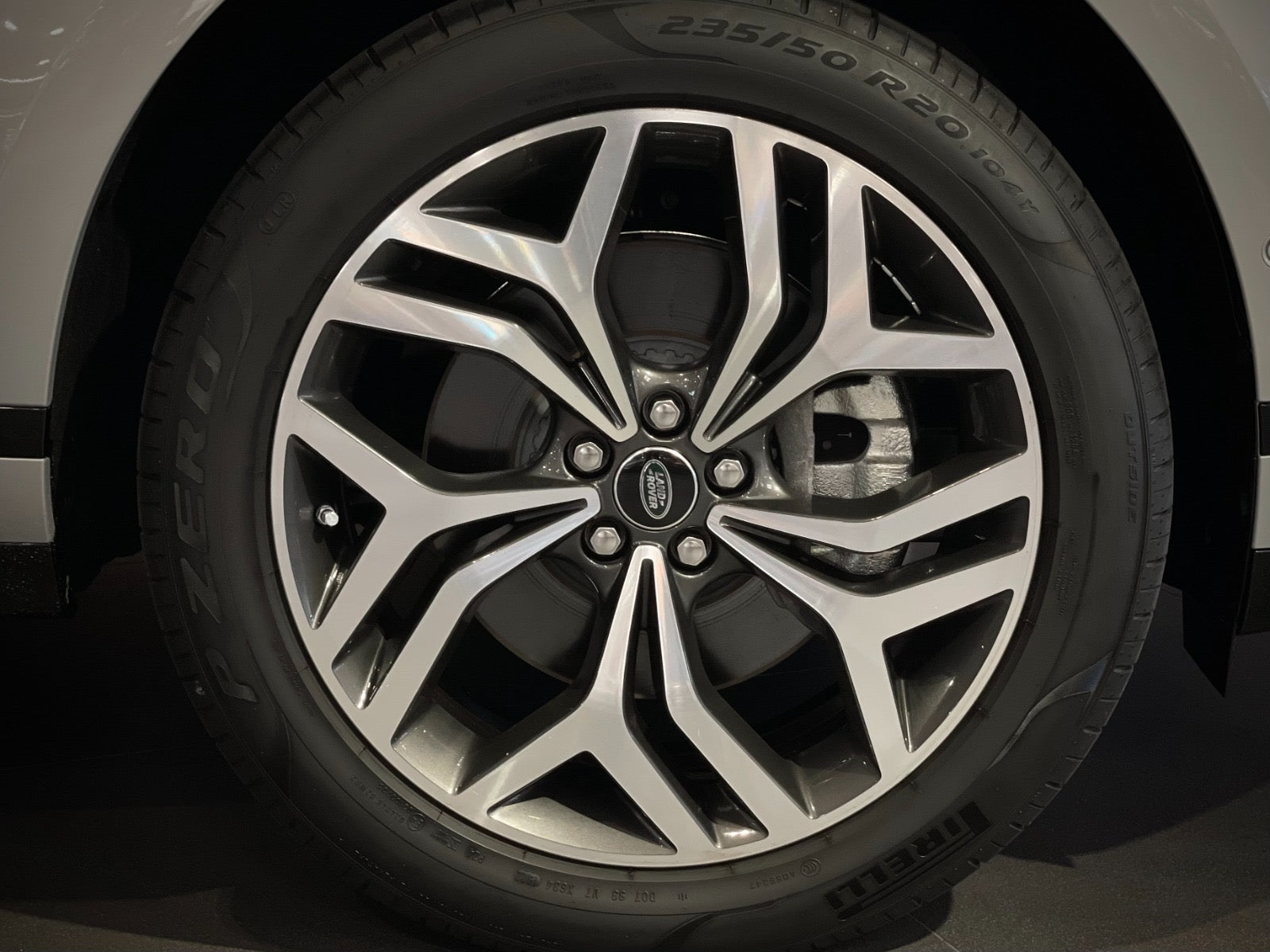 2019 Landrover Evoque R-DYN HSE