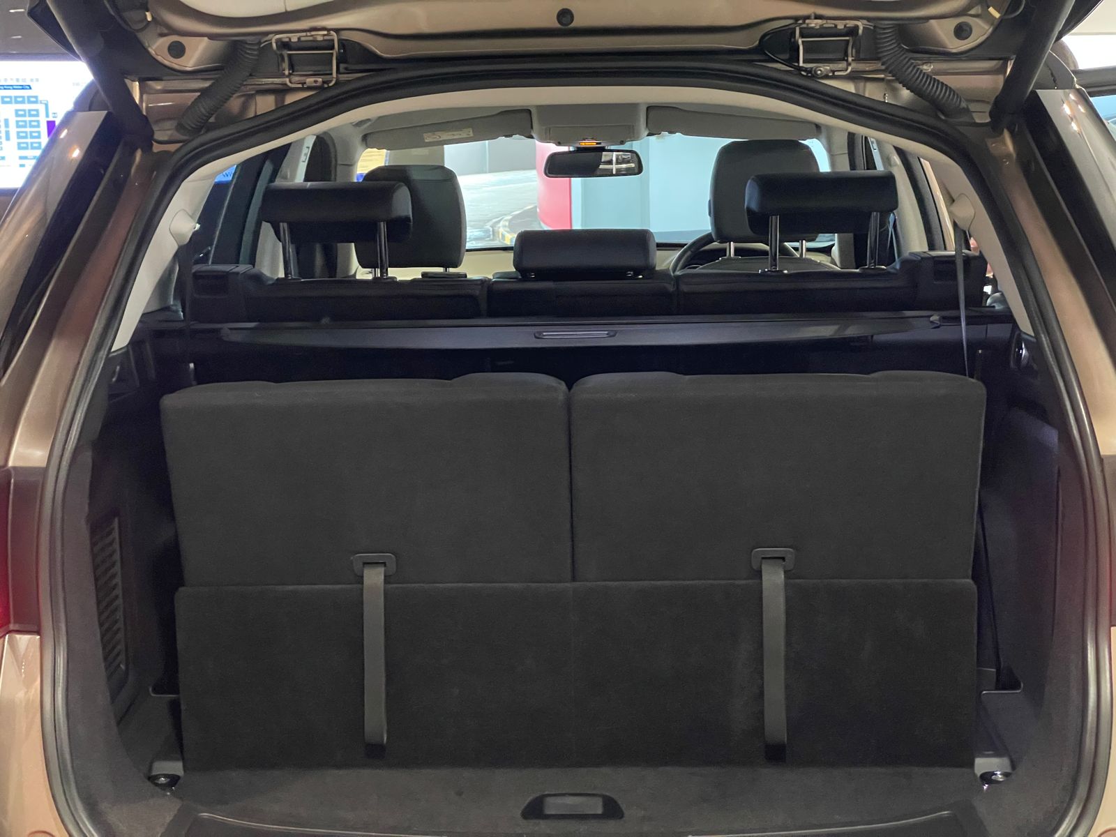 2017 LandRover Discovery Sport SE 7S