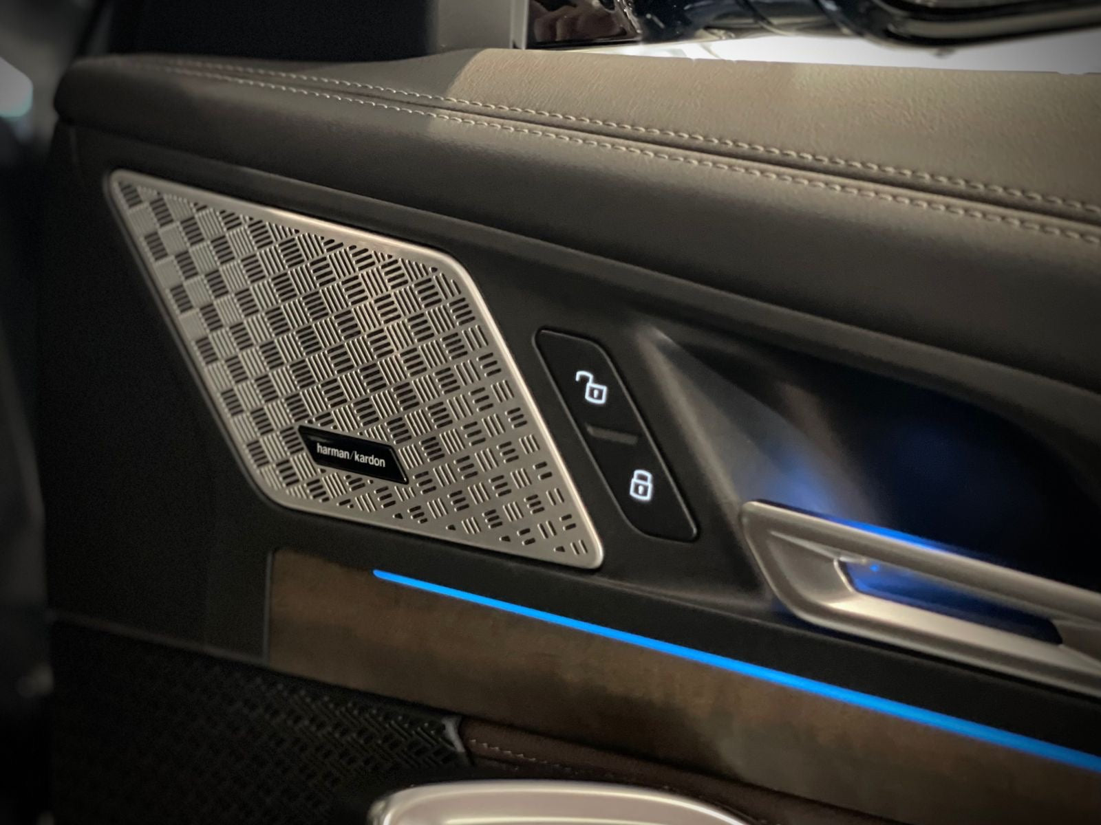 2023 BMW iX1 xdrive30 M Sport