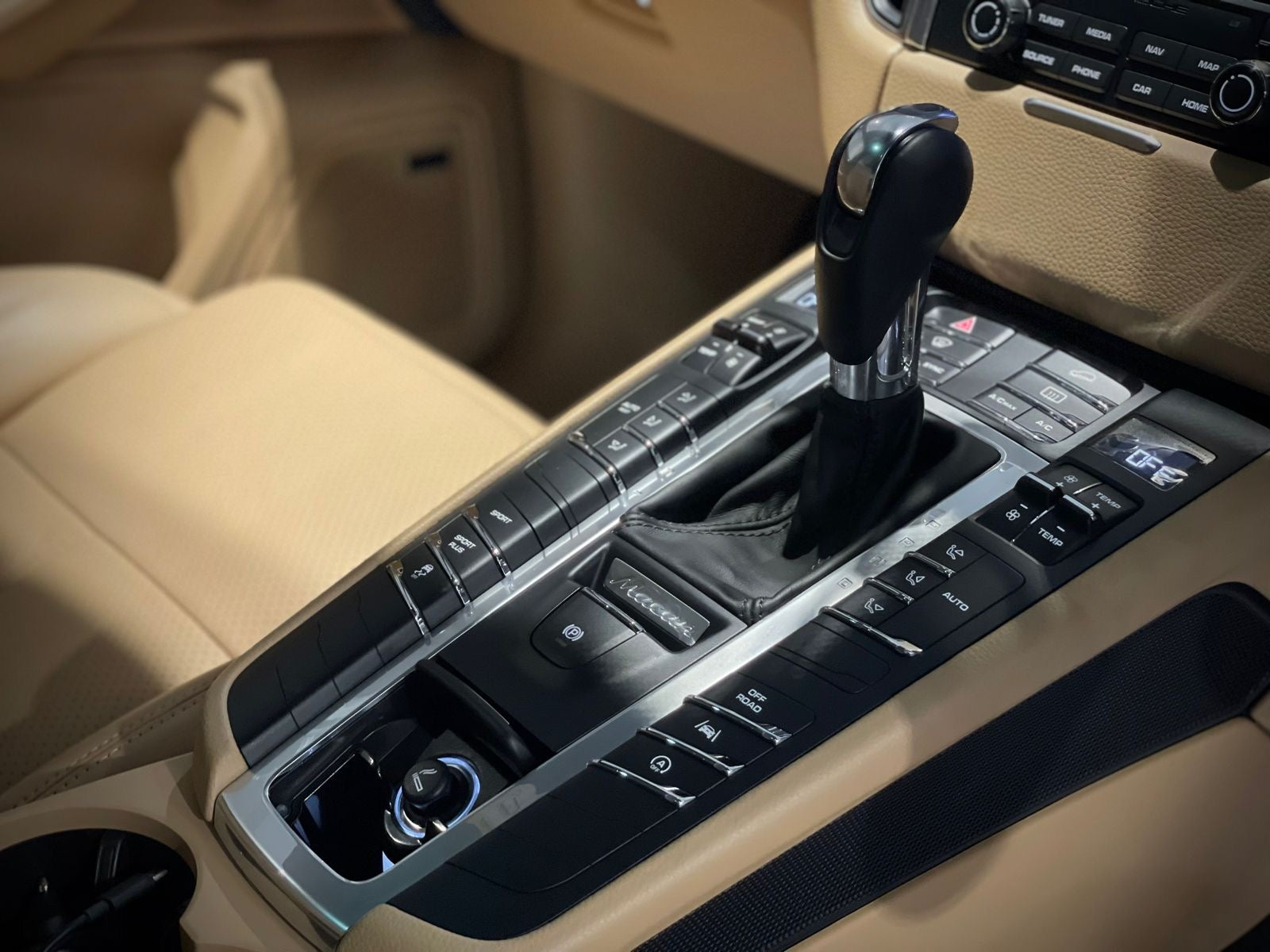 2018 Porsche Macan S