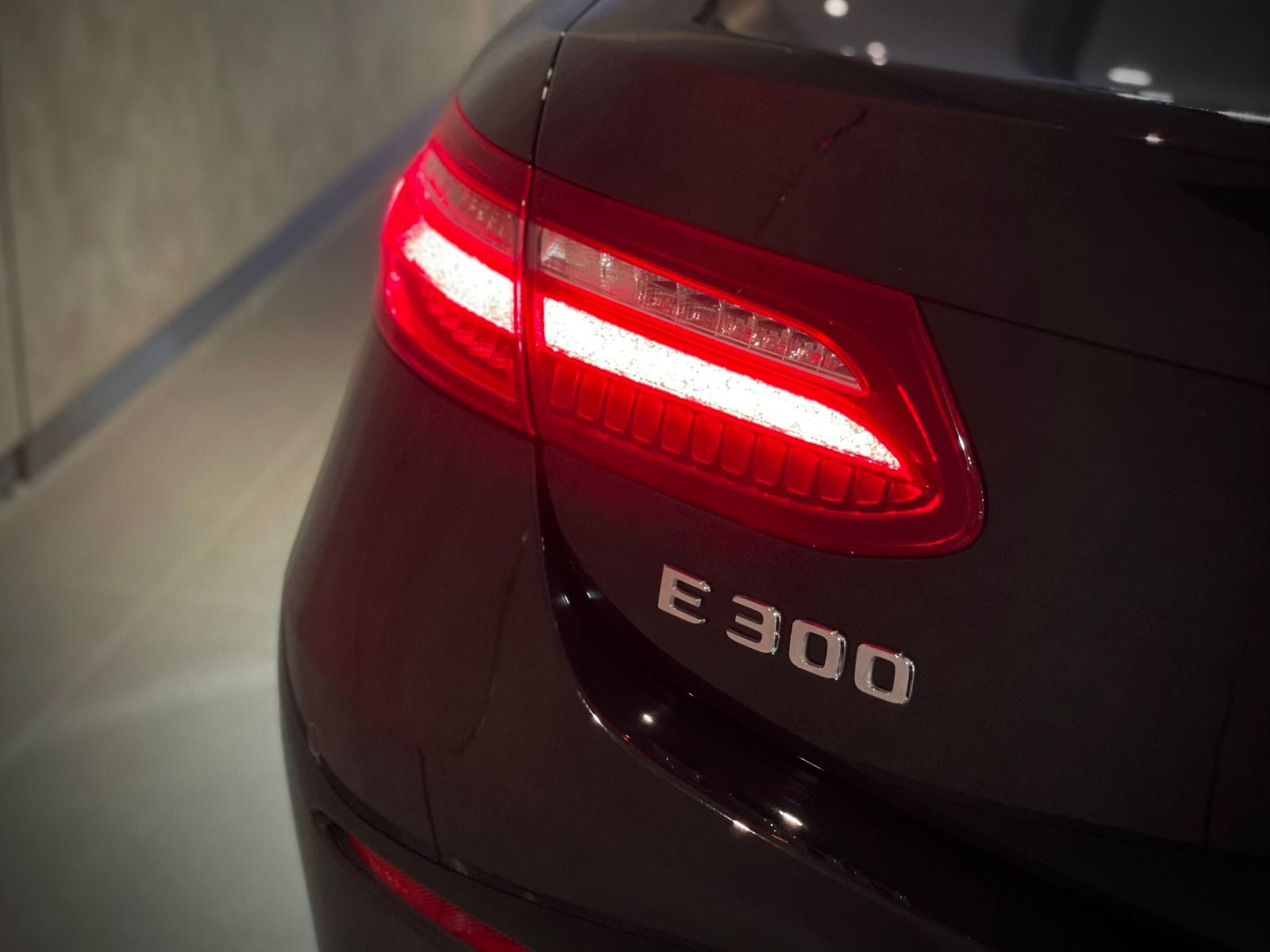 2017 Mercedes Benz E300 coupe