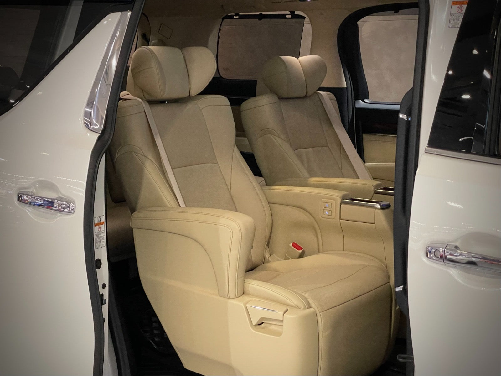2017 Toyota Vellfire 3.5