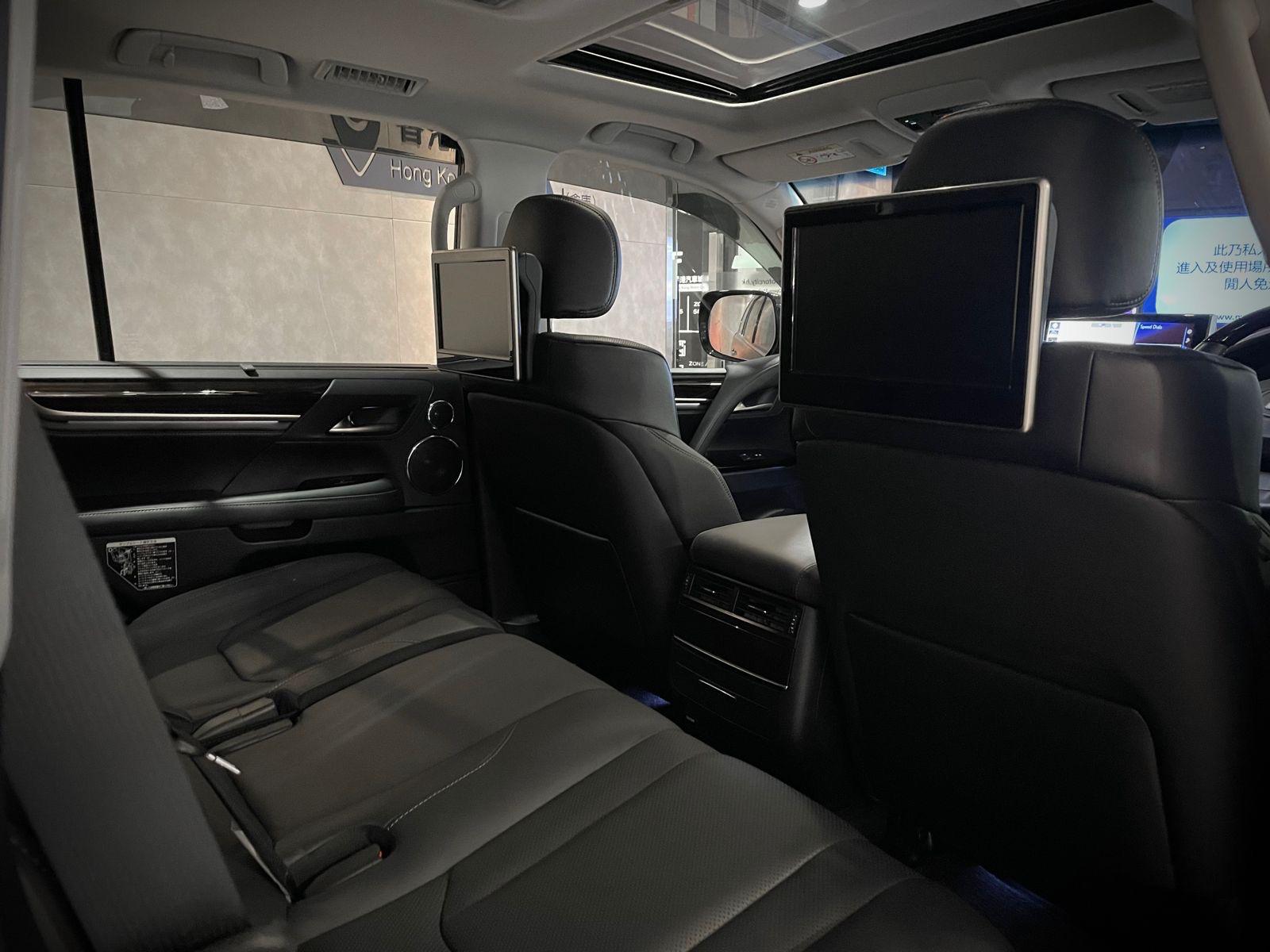 2016 Lexus LX570