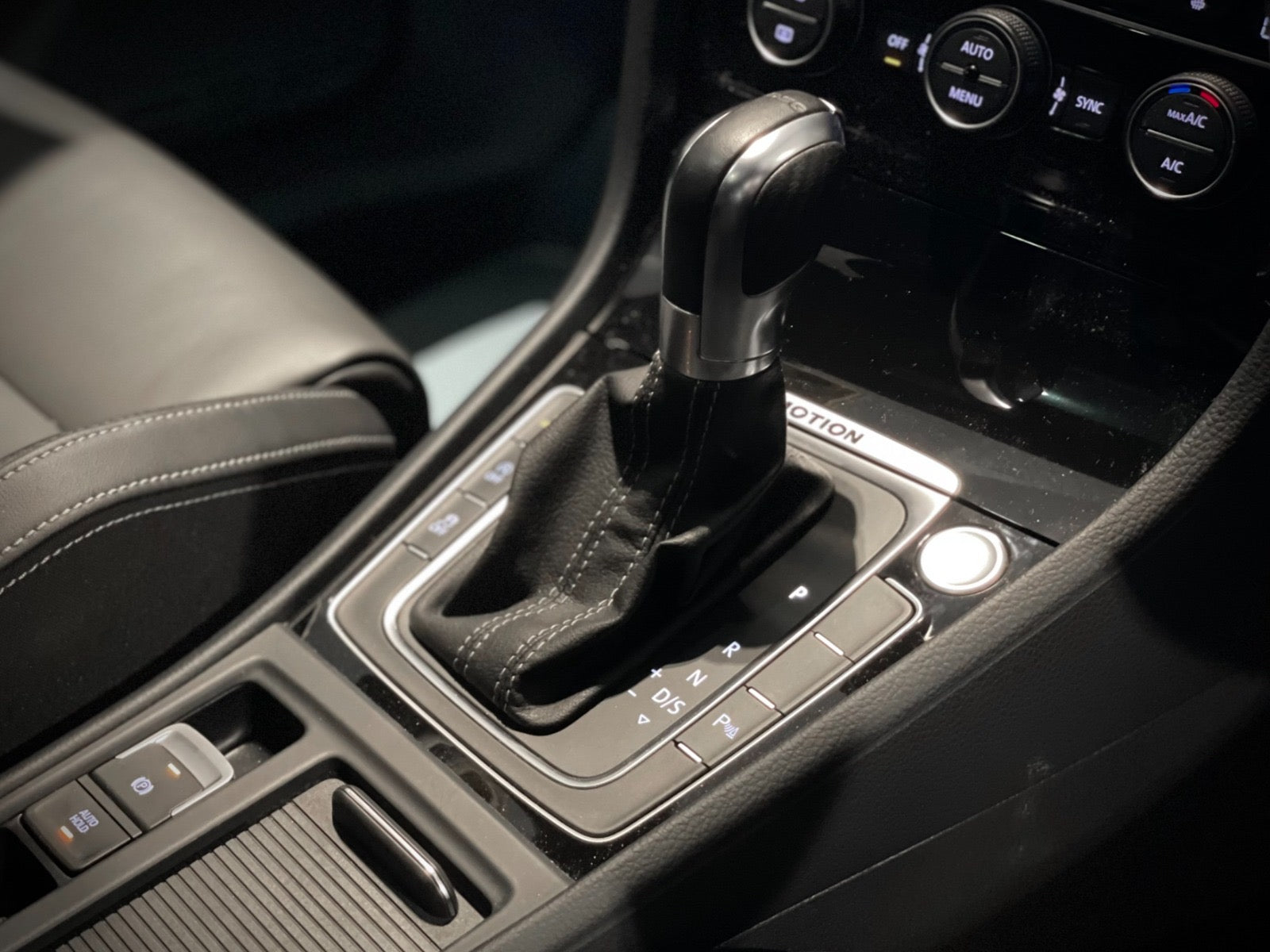2016 Volkswagen Golf R