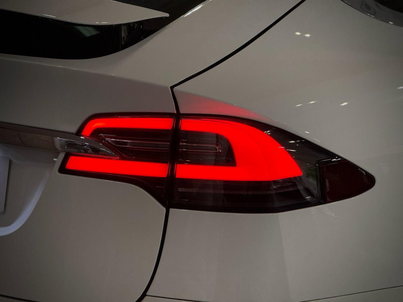 2017 Tesla Model X 60D