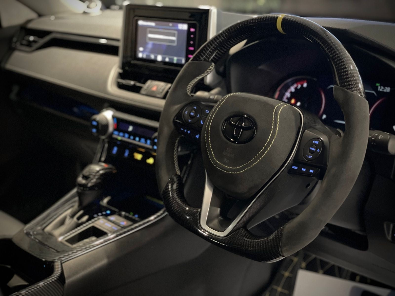 2020 Toyota RAV4 Deluxe