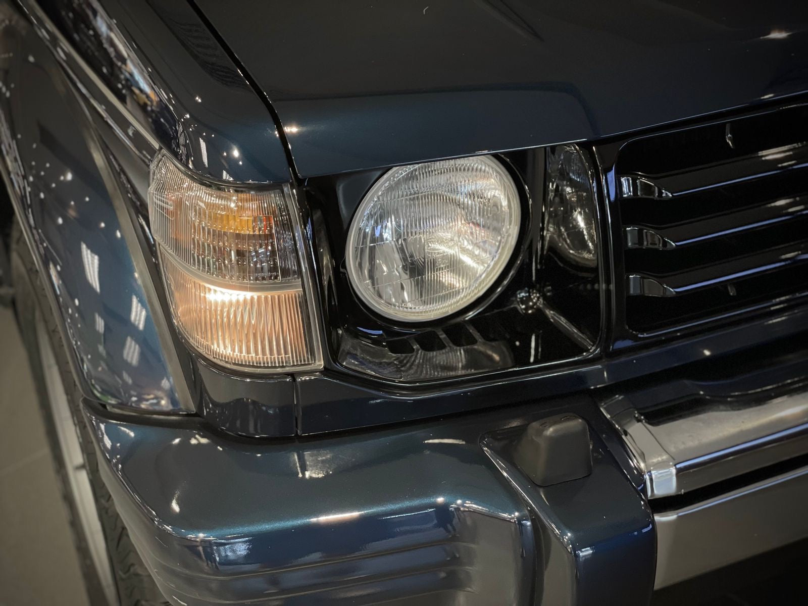 1994 Mitsubishi Pajero Wide VR