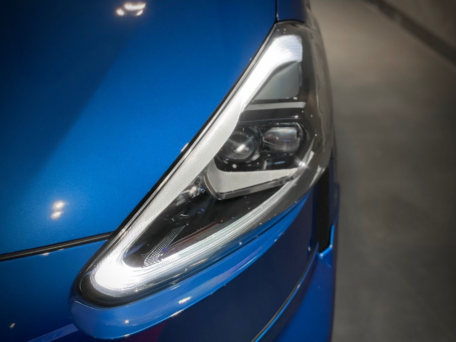 2015 Toyota Sienta Hybrid