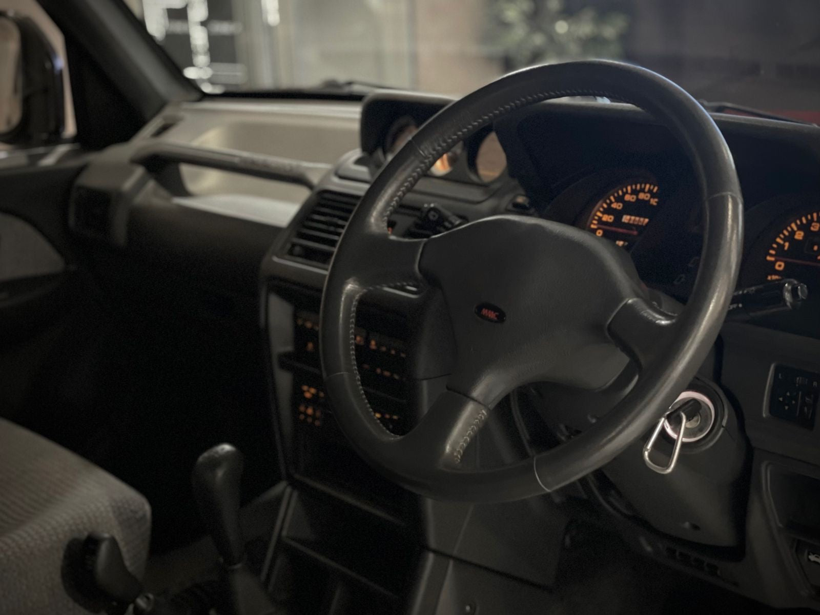 1994 Mitsubishi Pajero Wide VR