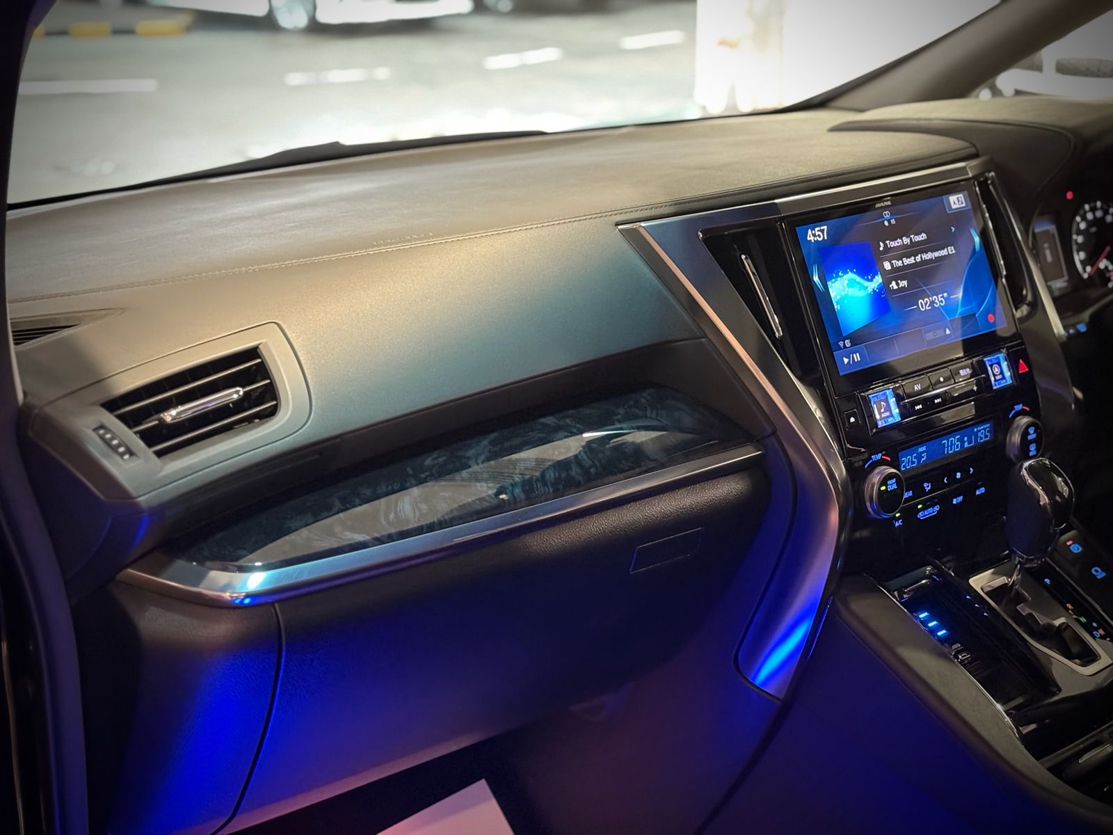 2018 Toyota Alphard 250 SC