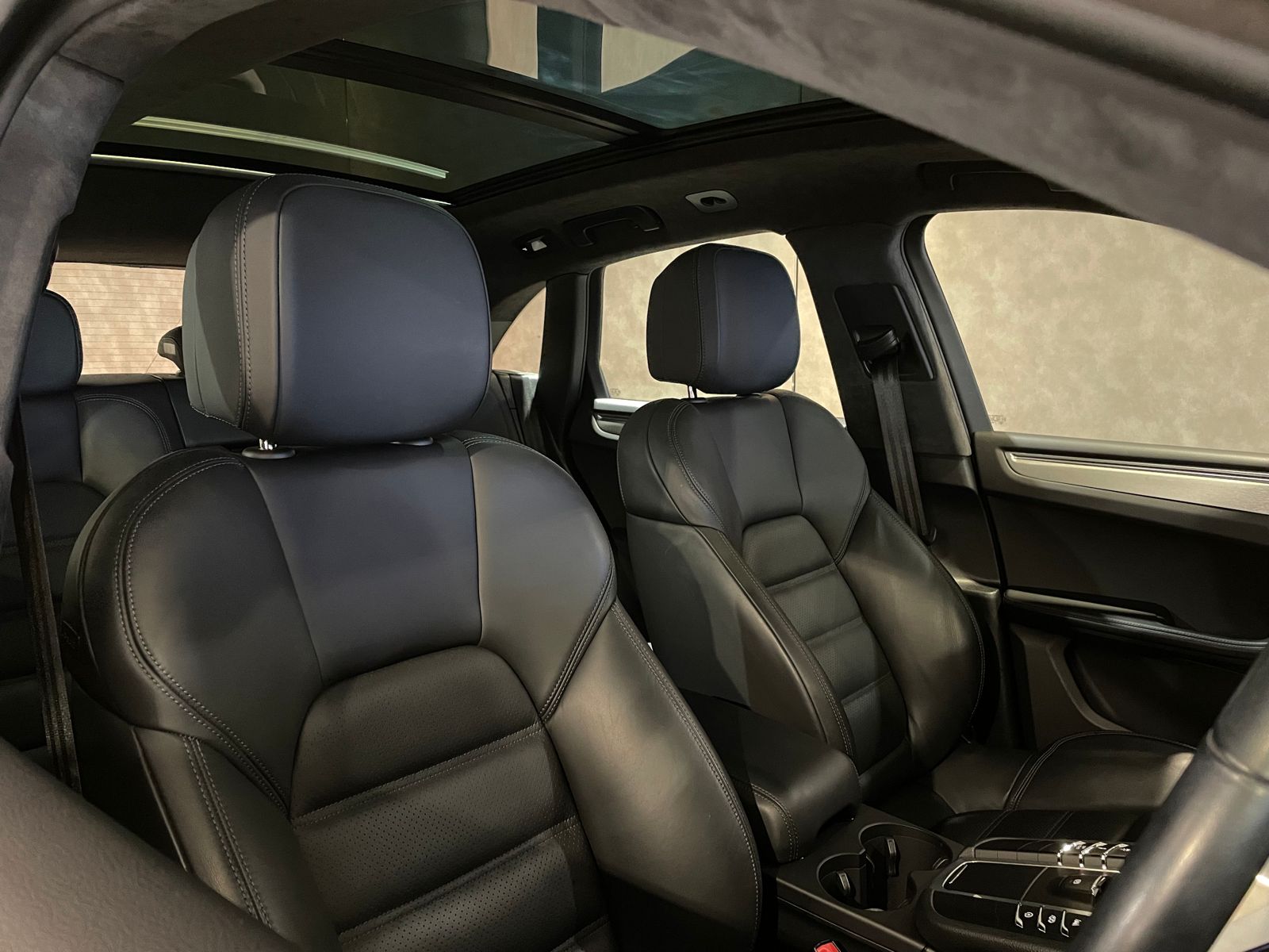 2019 Porsche Macan Turbo