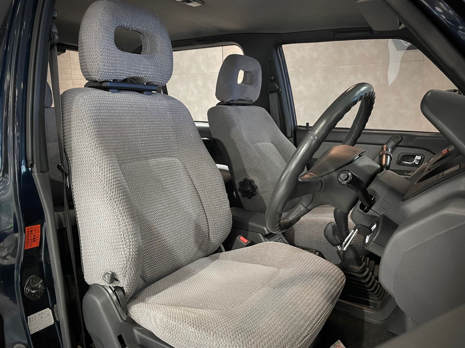 1994 Mitsubishi Pajero Wide VR