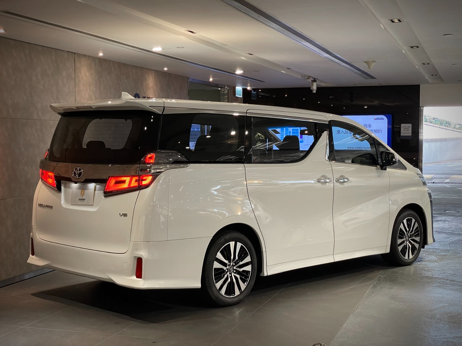 2018 Toyota Vellfire 3.5