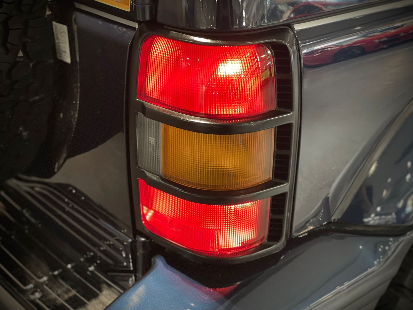 1994 Mitsubishi Pajero Wide VR