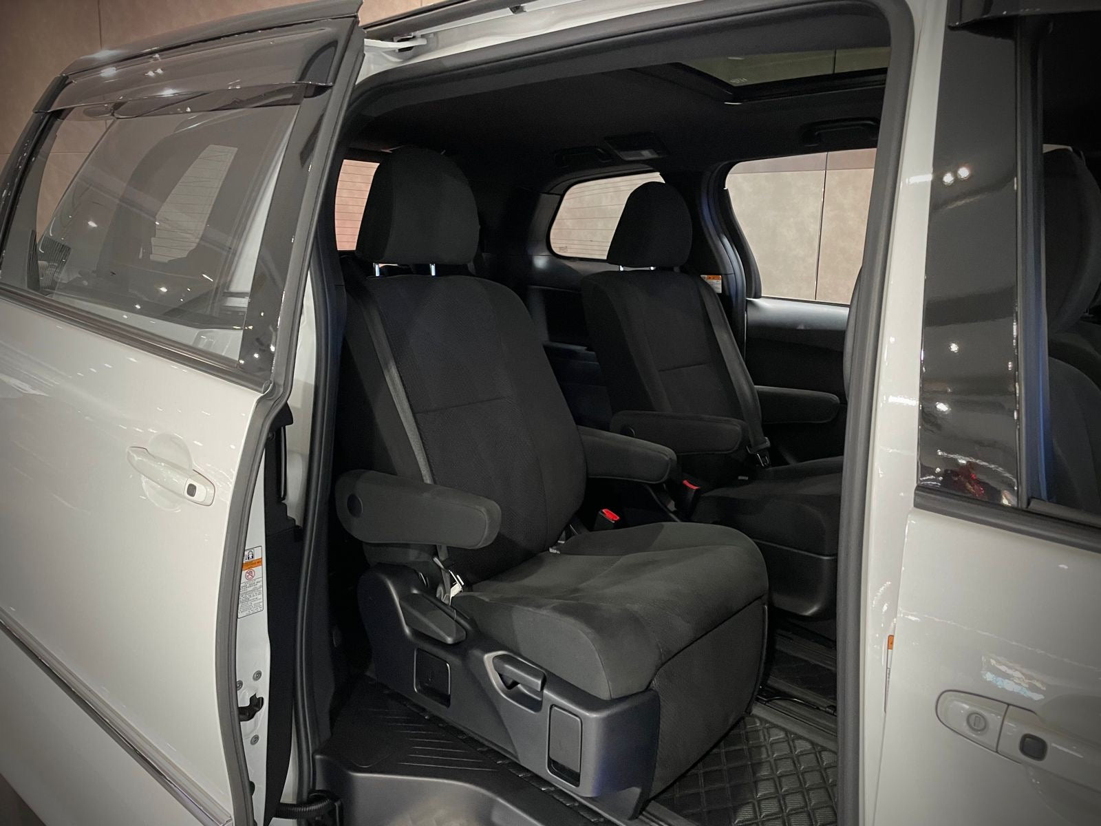 2017 Toyota Estima