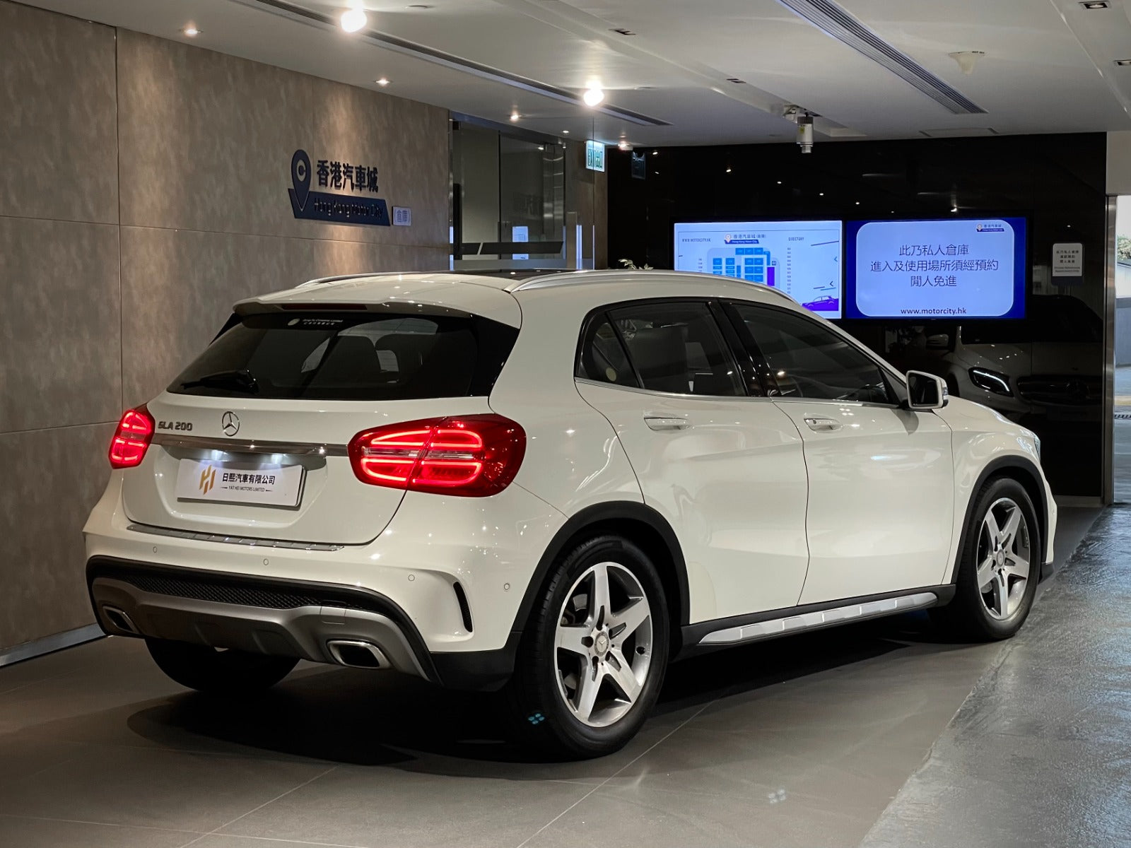 2016 Mercedes Benz GLA200 AMG