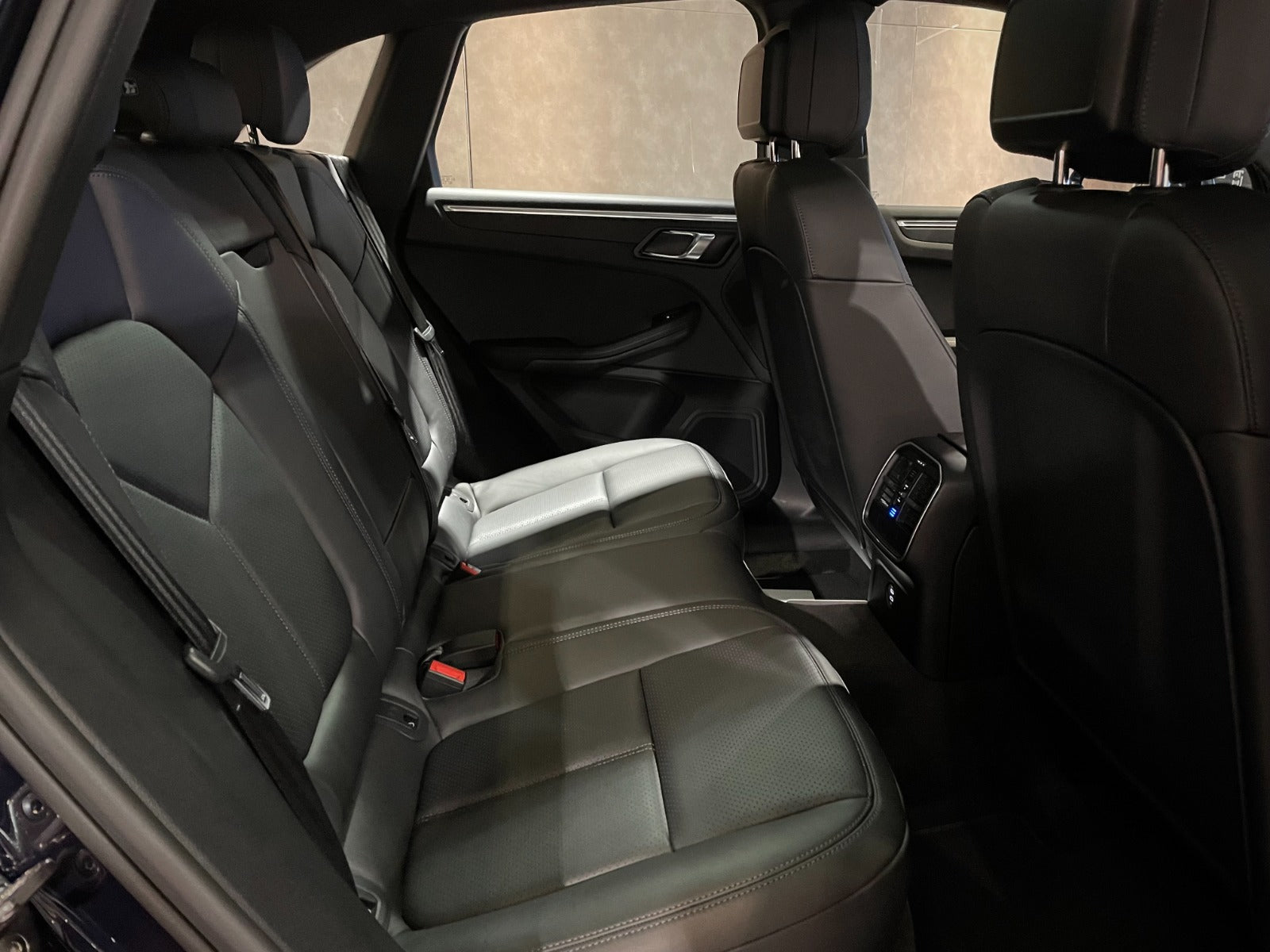 2021 Porsche Macan