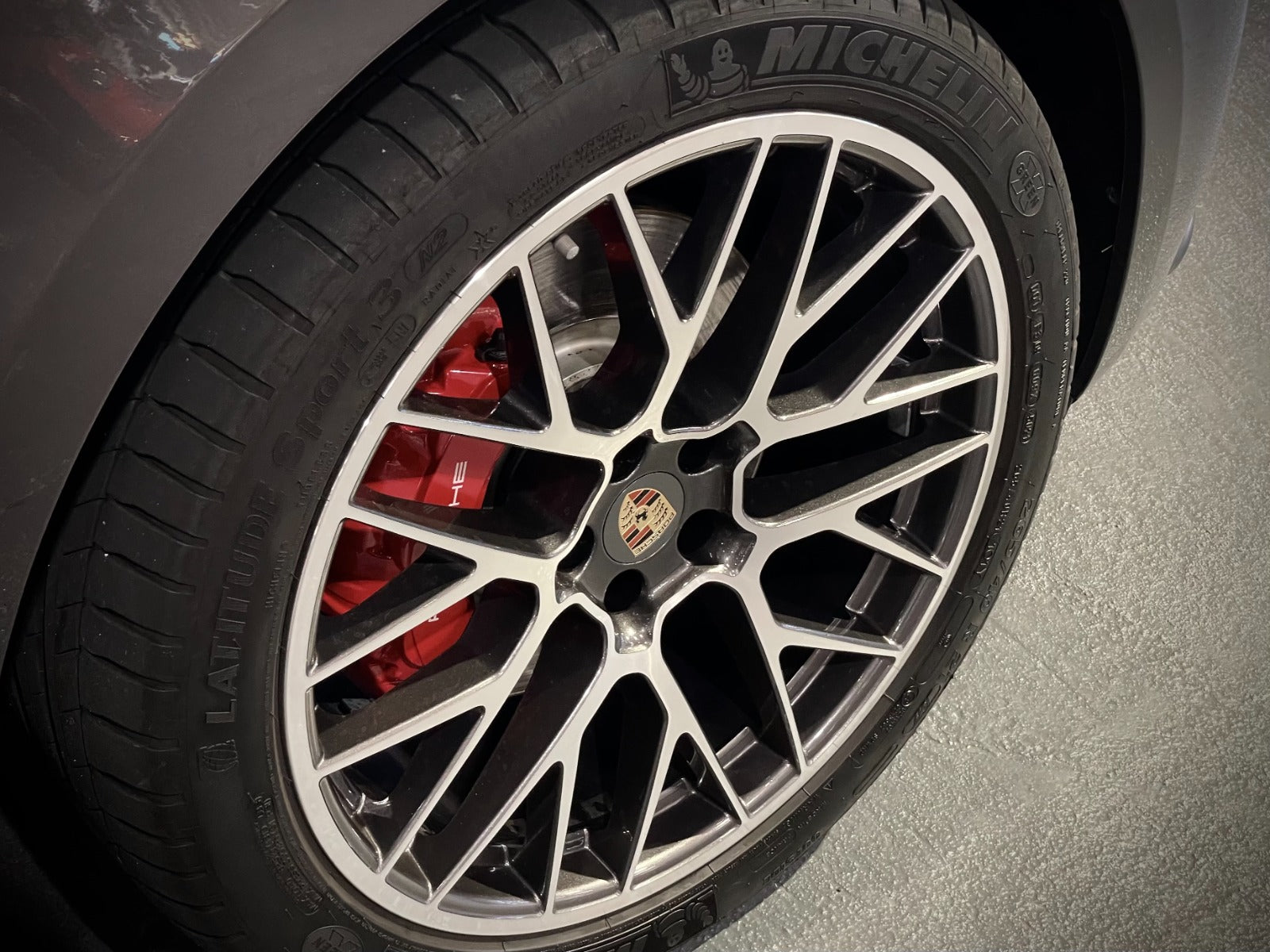 2015 Porsche Macan Turbo