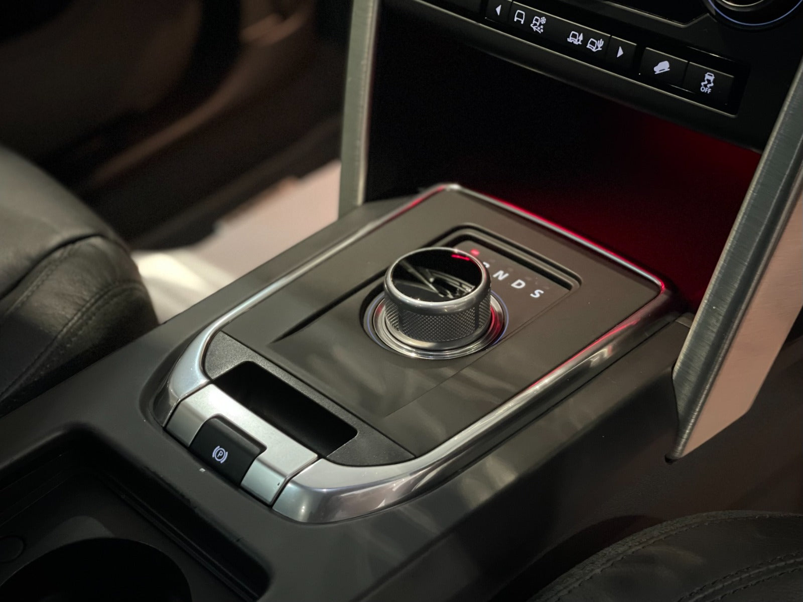 2015 Land Rover Discovery Sport SE 7S