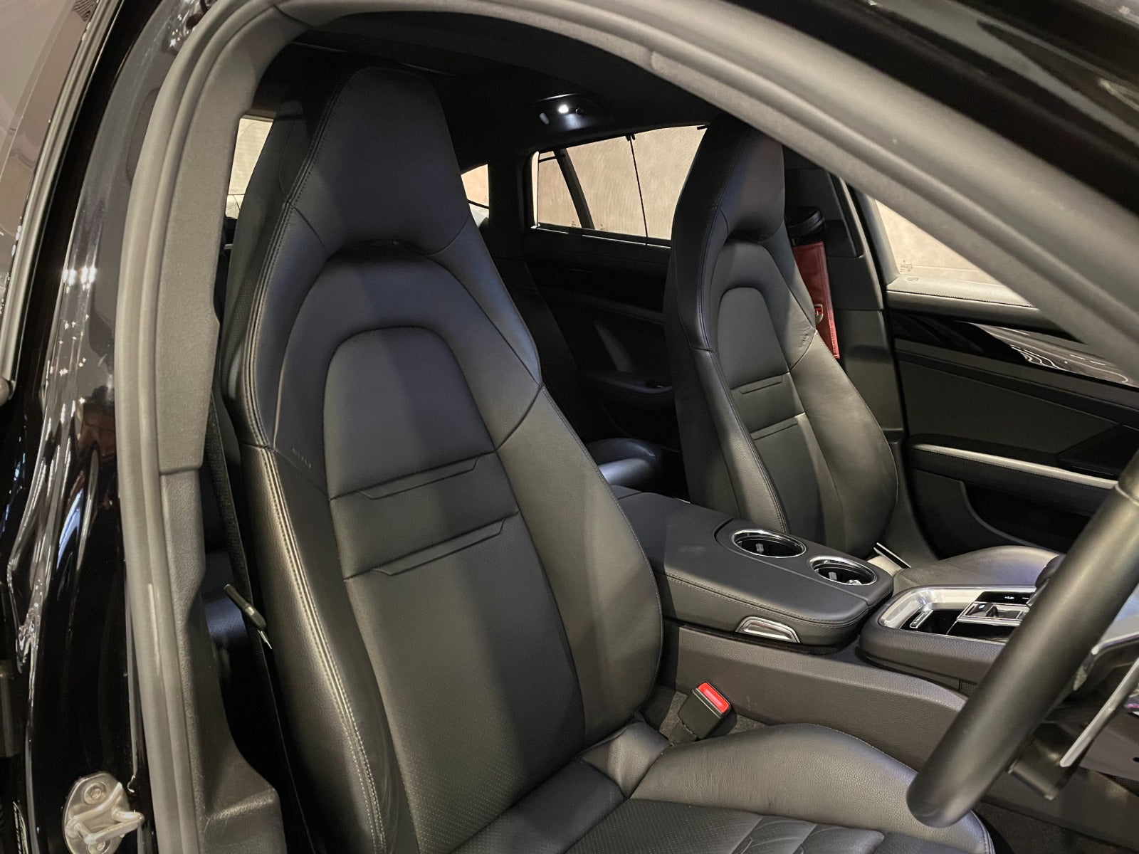 2017 Porsche Panamera 4S
