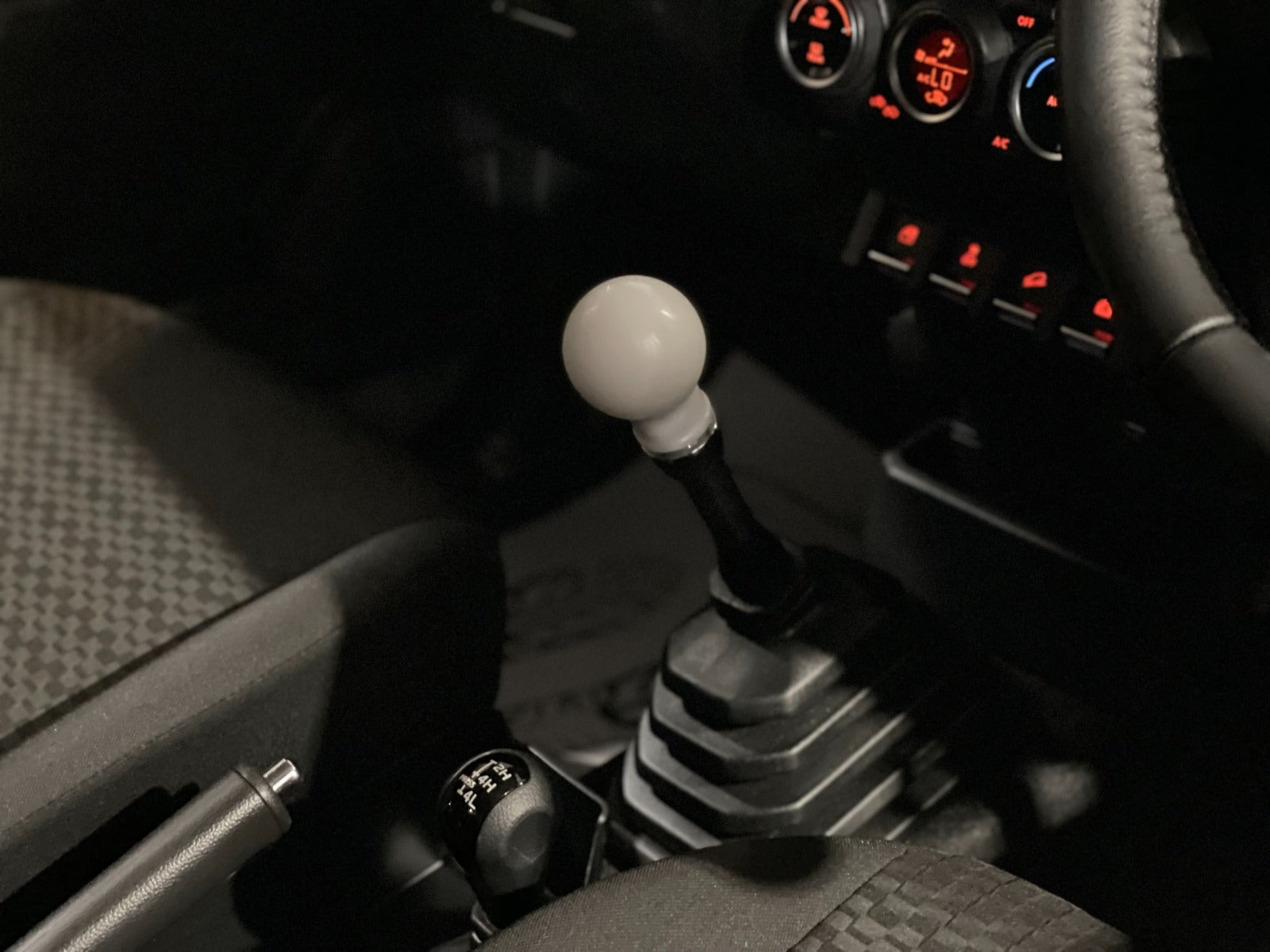 2022 Suzuki Jimny MT