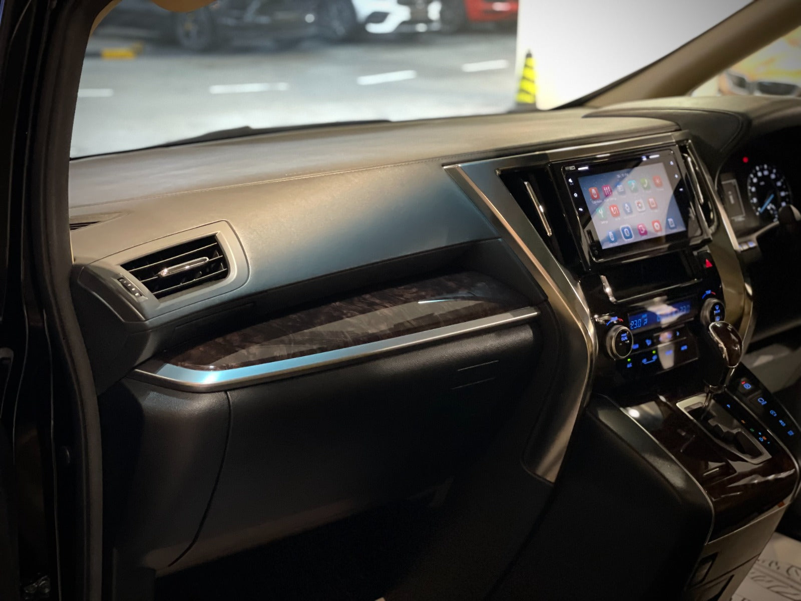 2018 Toyota Alphard 2.5