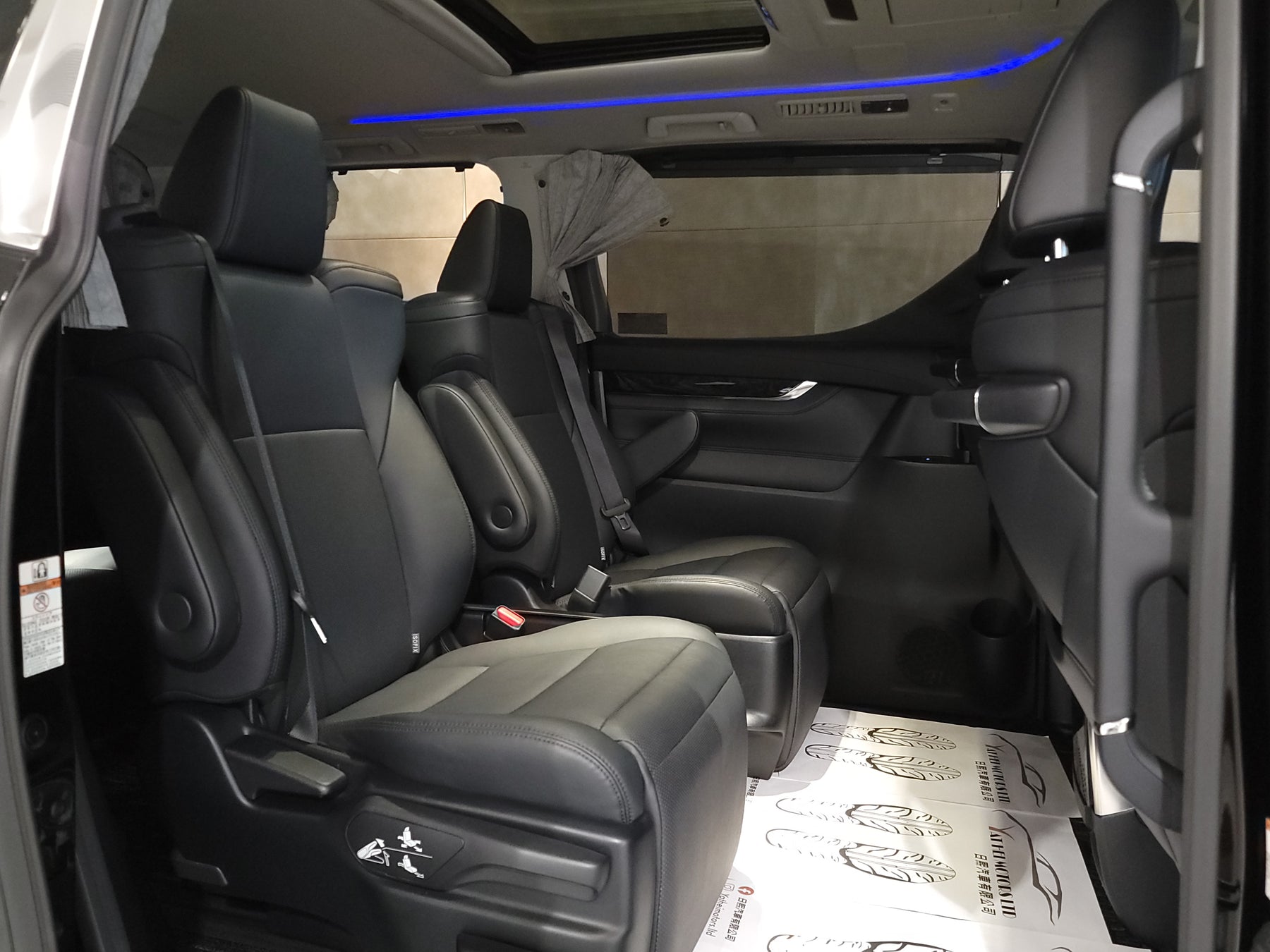 2019 Vellfire 350