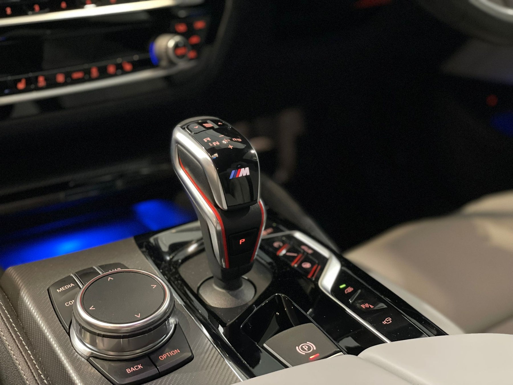 2018 BMW M5