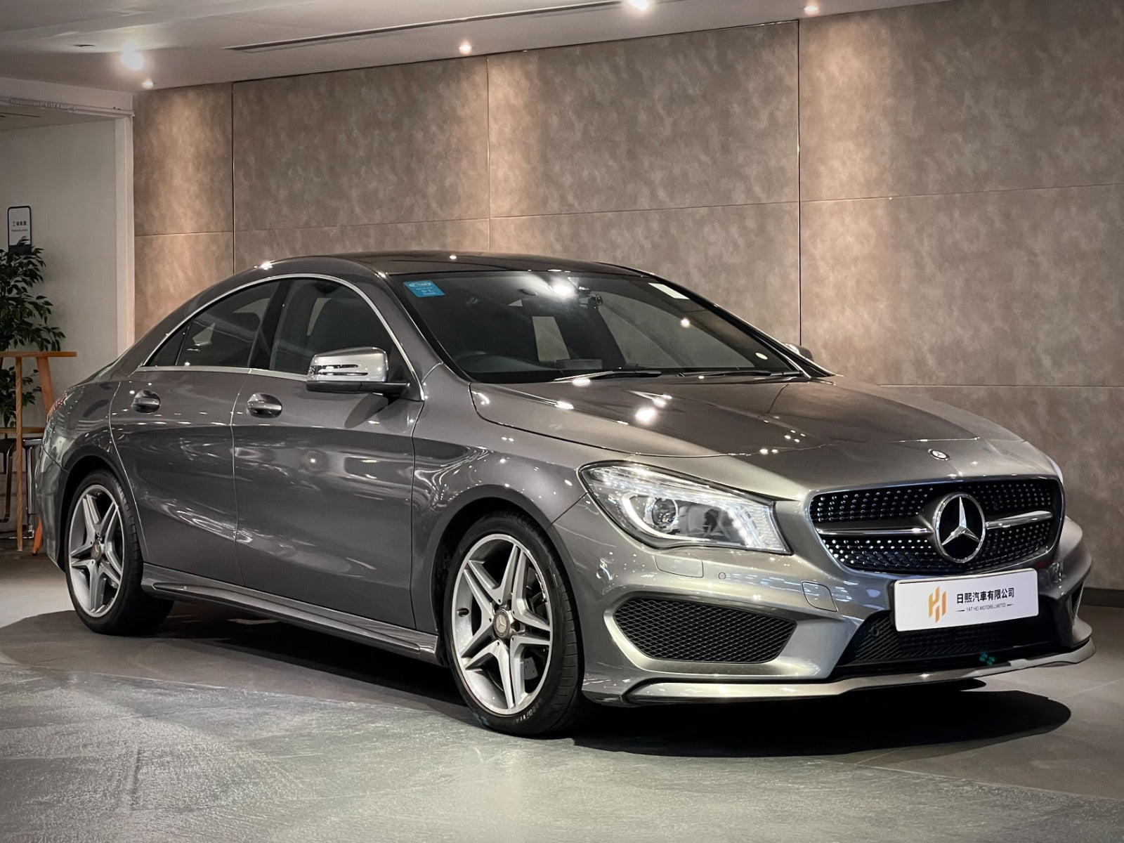 2014 Mercedes Benz CLA250 AMG