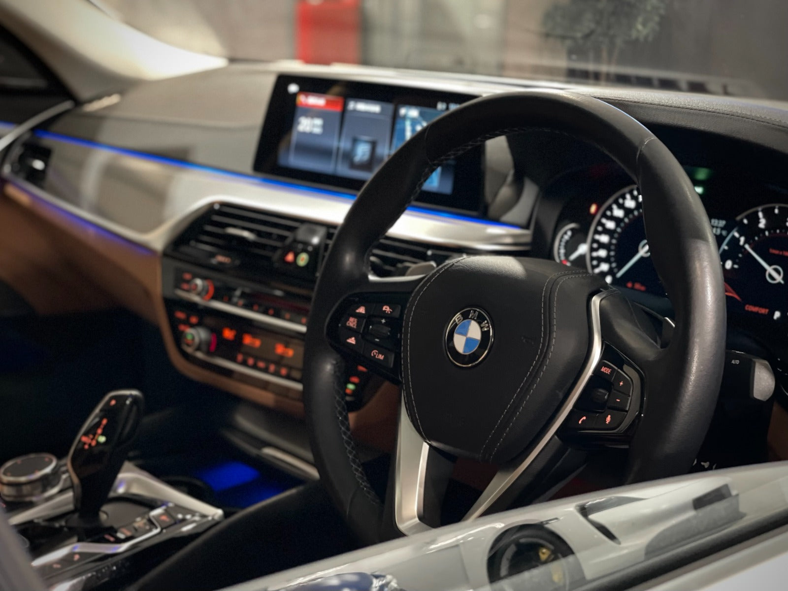 2018 BMW 520ia Saloon