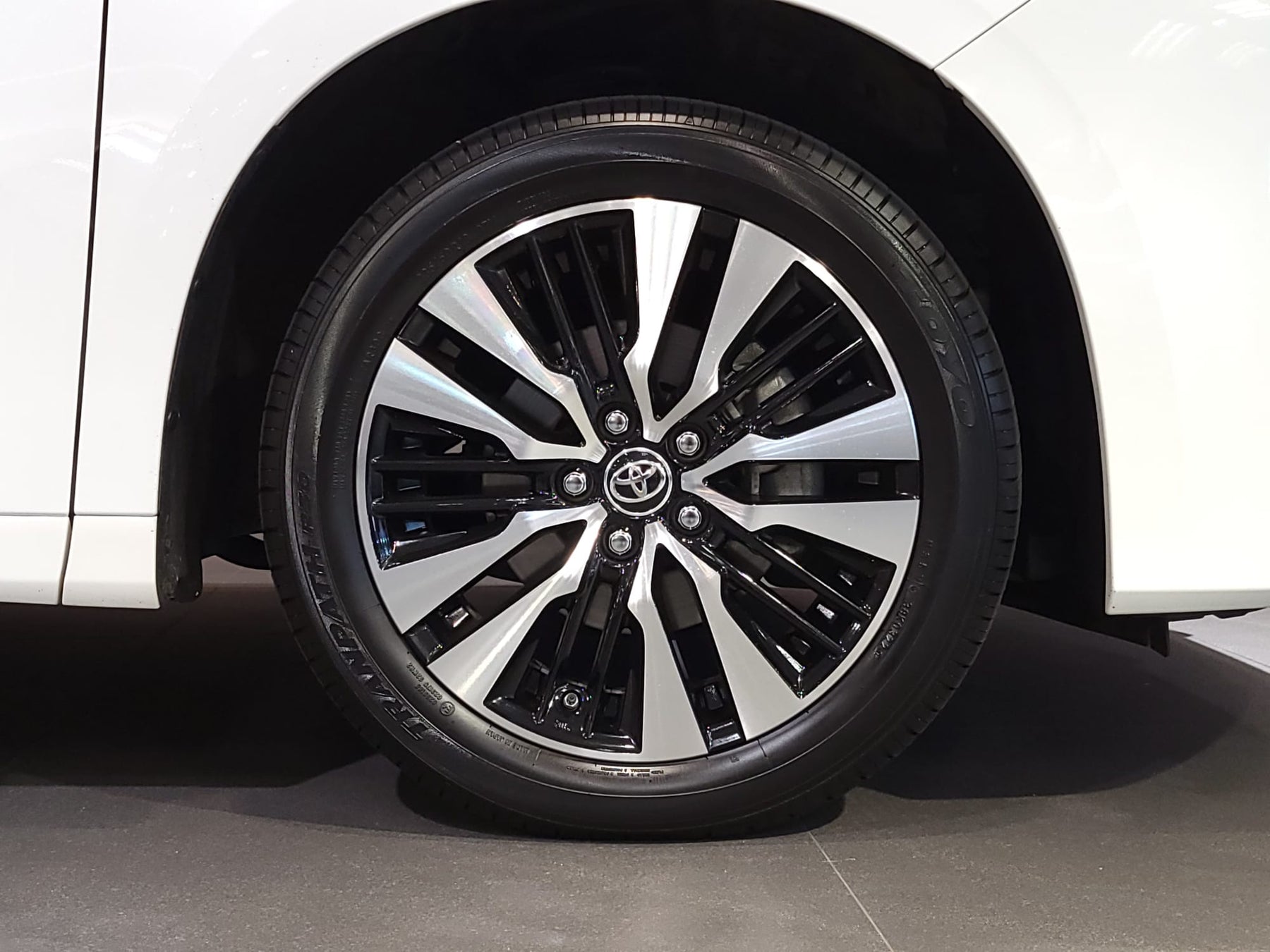 2022 Alphard 3.5