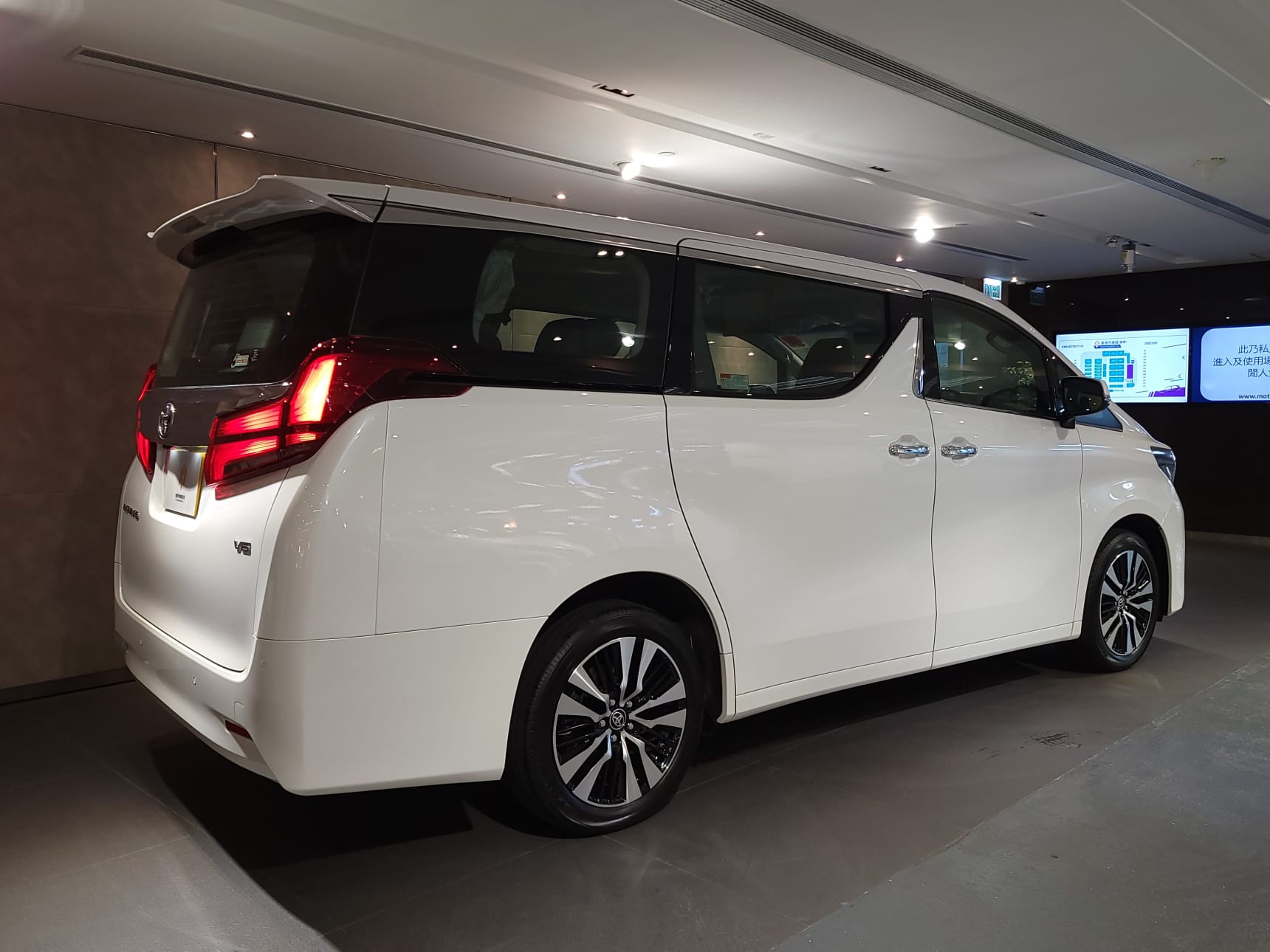 2022 Alphard 3.5