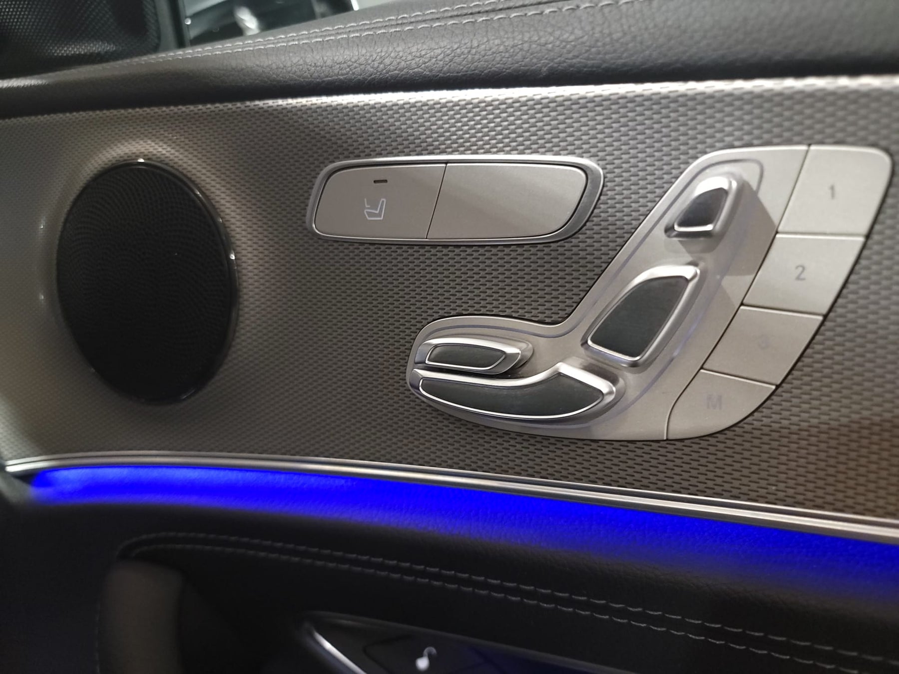 2016 E300 AVANTGARDE