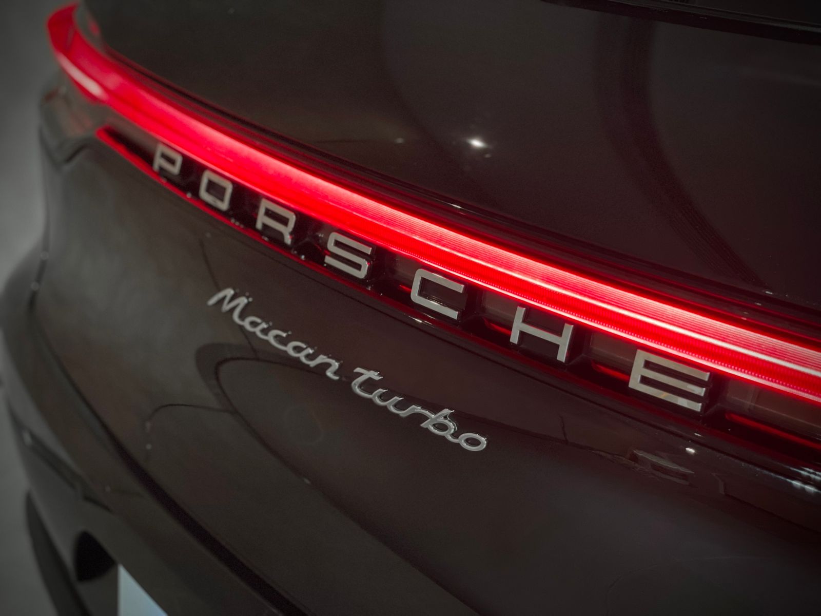 2019 Porsche Macan Turbo