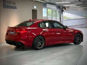 2017 Alfa Romeo Giulia Quadrifoglio