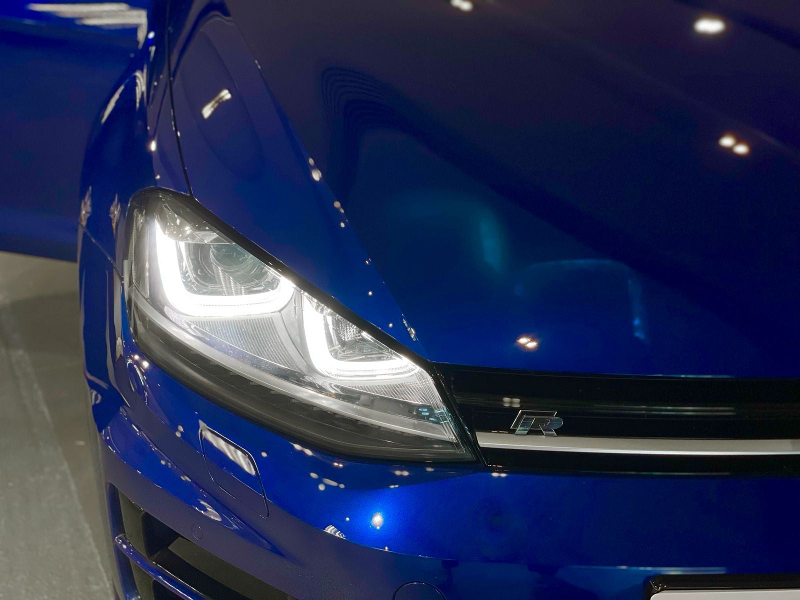 2016 Volkswagen Golf R MK7