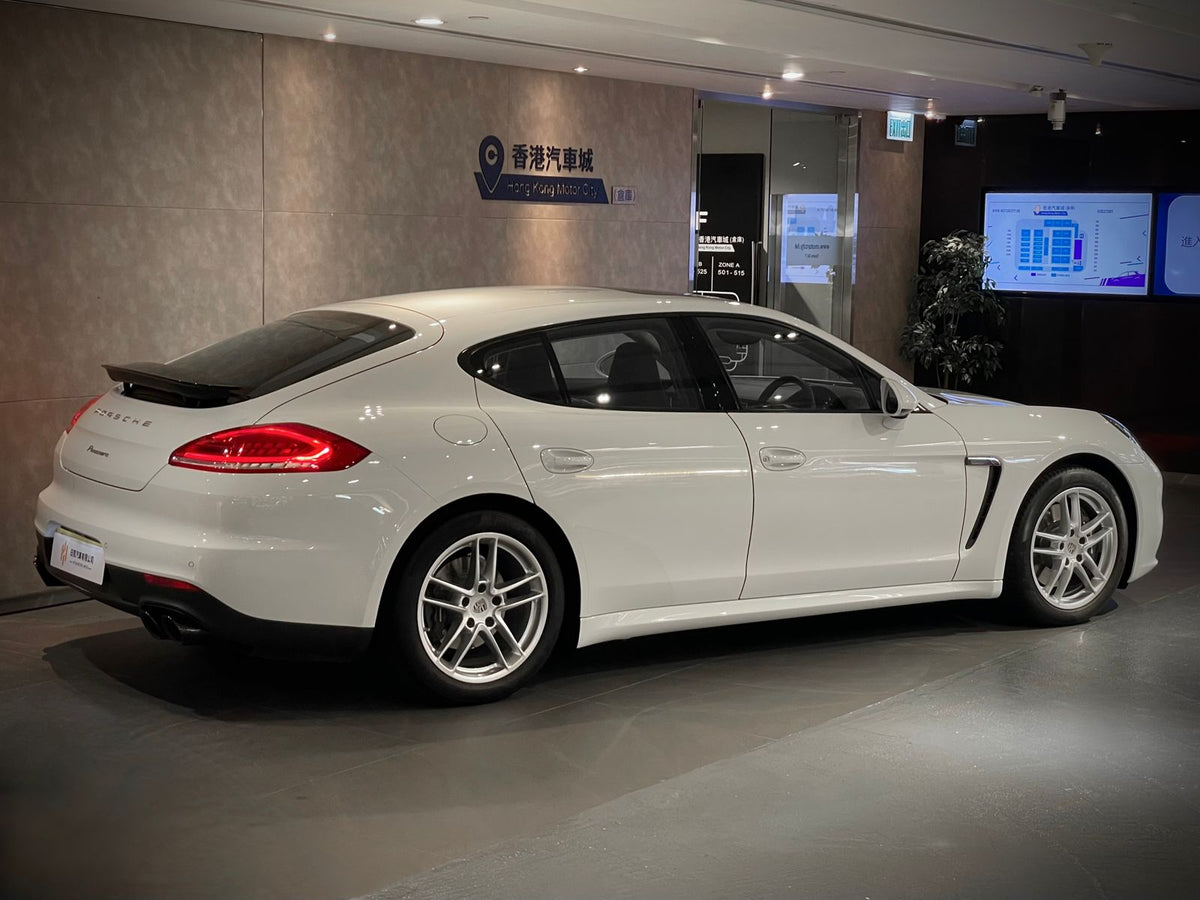 2015 Porsche Panamera