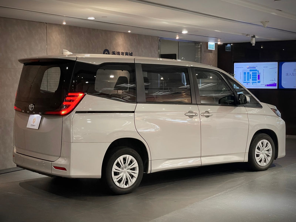 2022 Toyota Noah Welcab