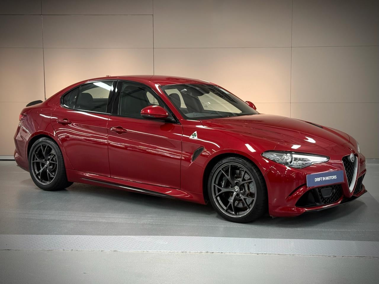 2017 Alfa Romeo Giulia Quadrifoglio