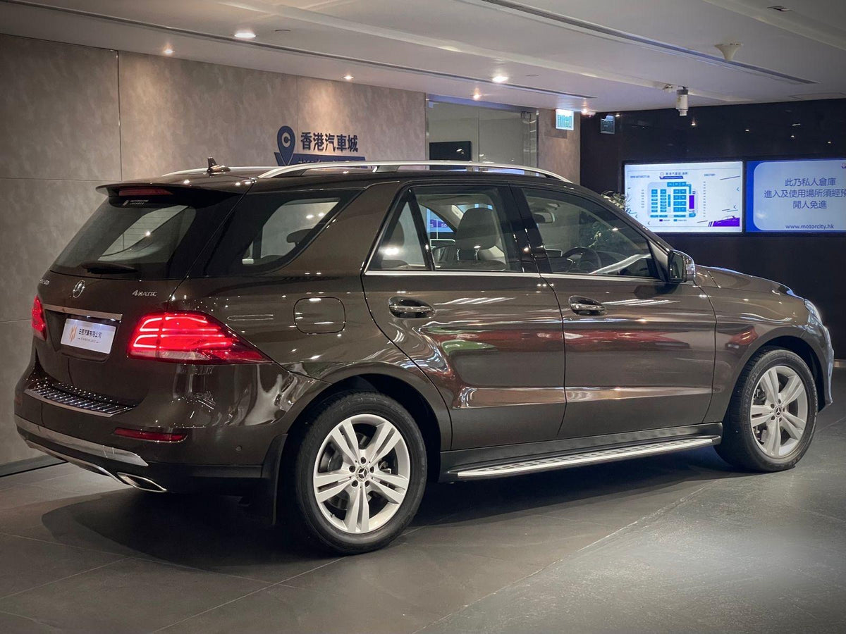 2017 Mercedes Benz GLE500