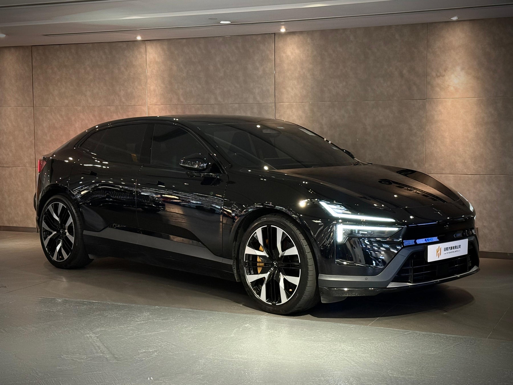 2025 Polestar 4 LR PP