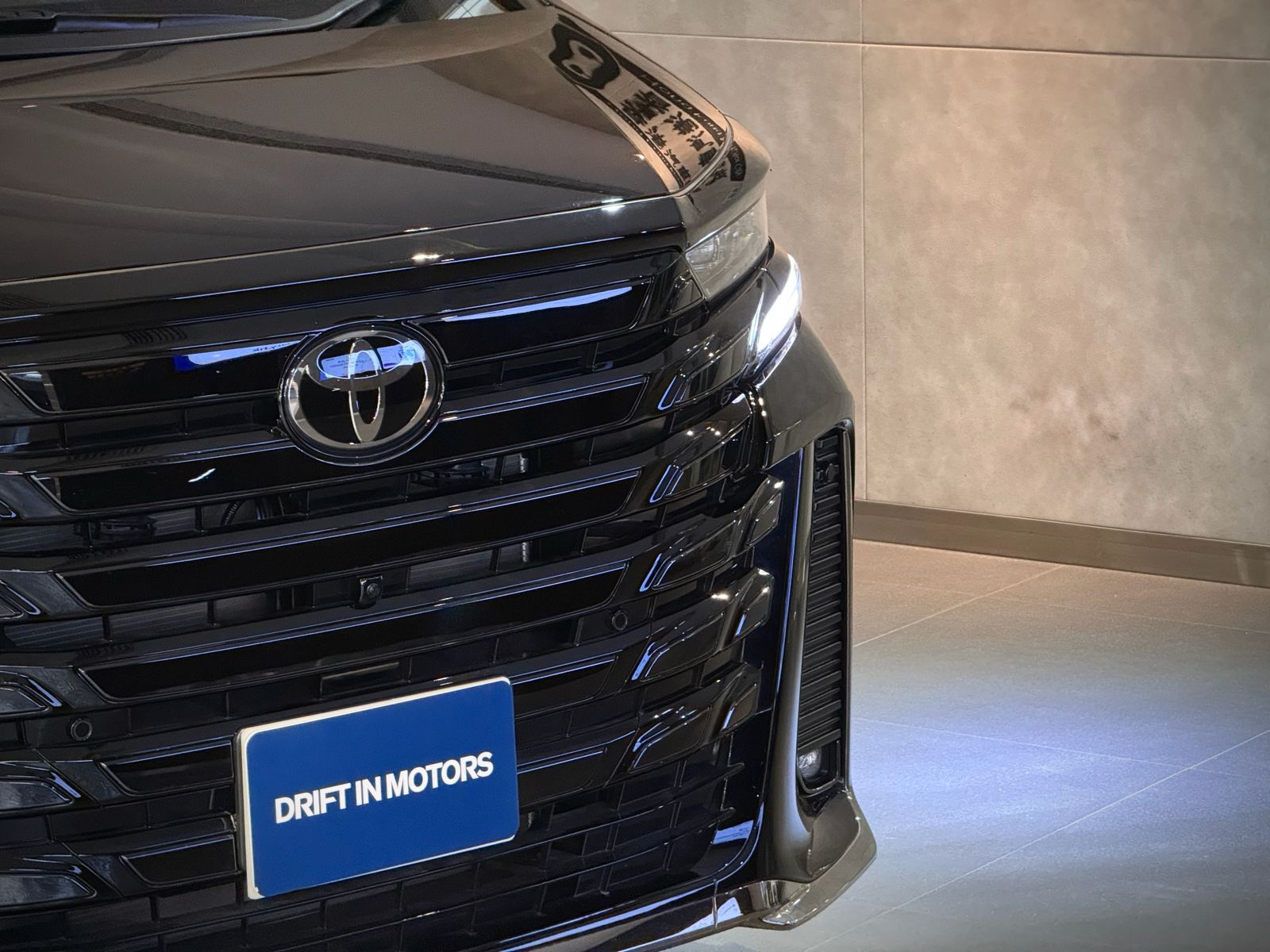 2025 Toyota Vellfire 2.4T Z Premium