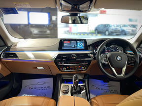 2018 BMW 520ia Saloon